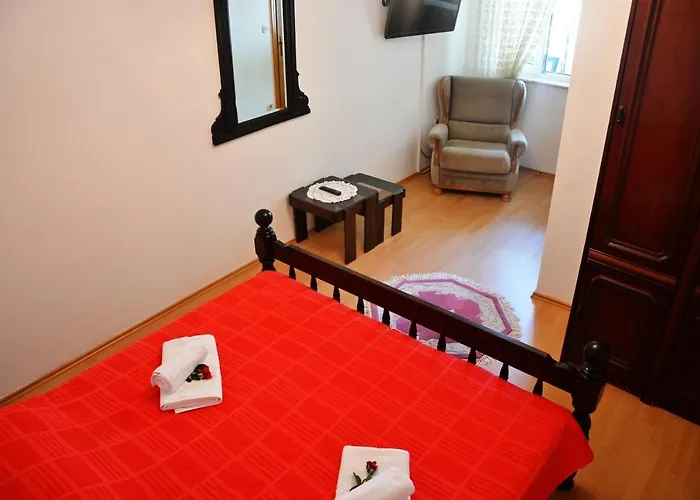 Tonka Apartamento Pucisca