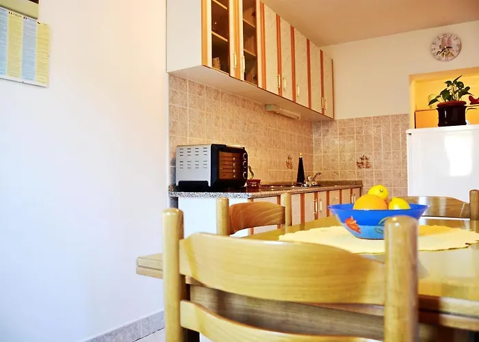 Tonka Apartamento Pucisca